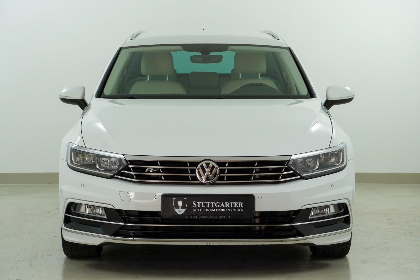 Volkswagen Passat Variant Highline BMT R-Line ACC Virtuell