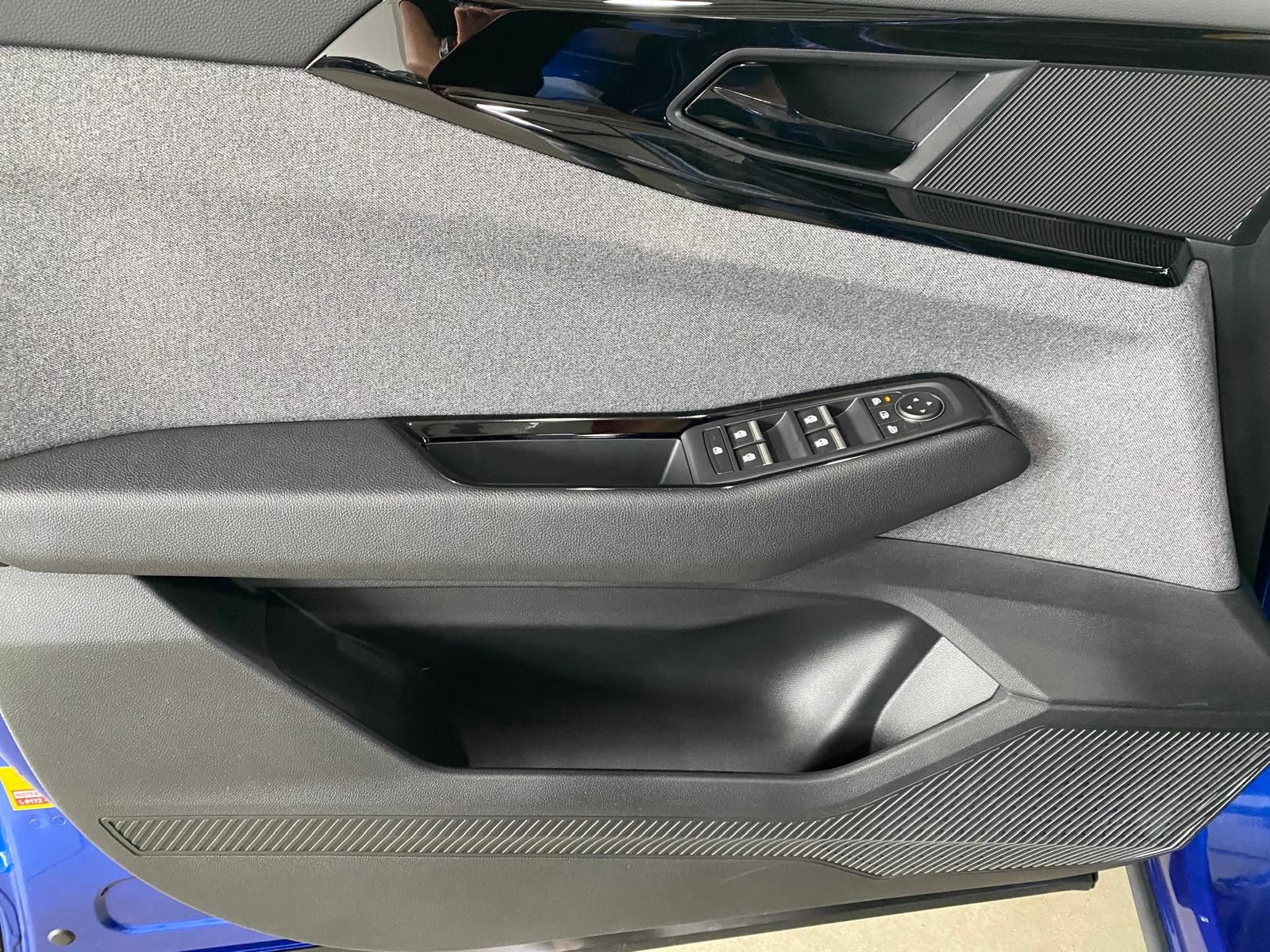 Fahrzeugabbildung Renault Austral Mild Hybrid 140 Sports Equilibre
