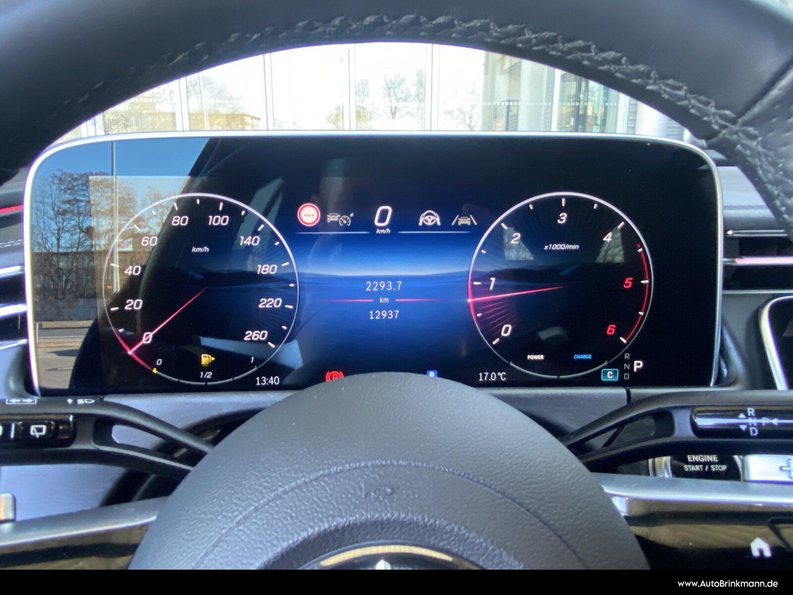 Mercedes-Benz E 220 d T AMG-LINE/AHK/DISTRONIC/LED/KAMERA/TOTW