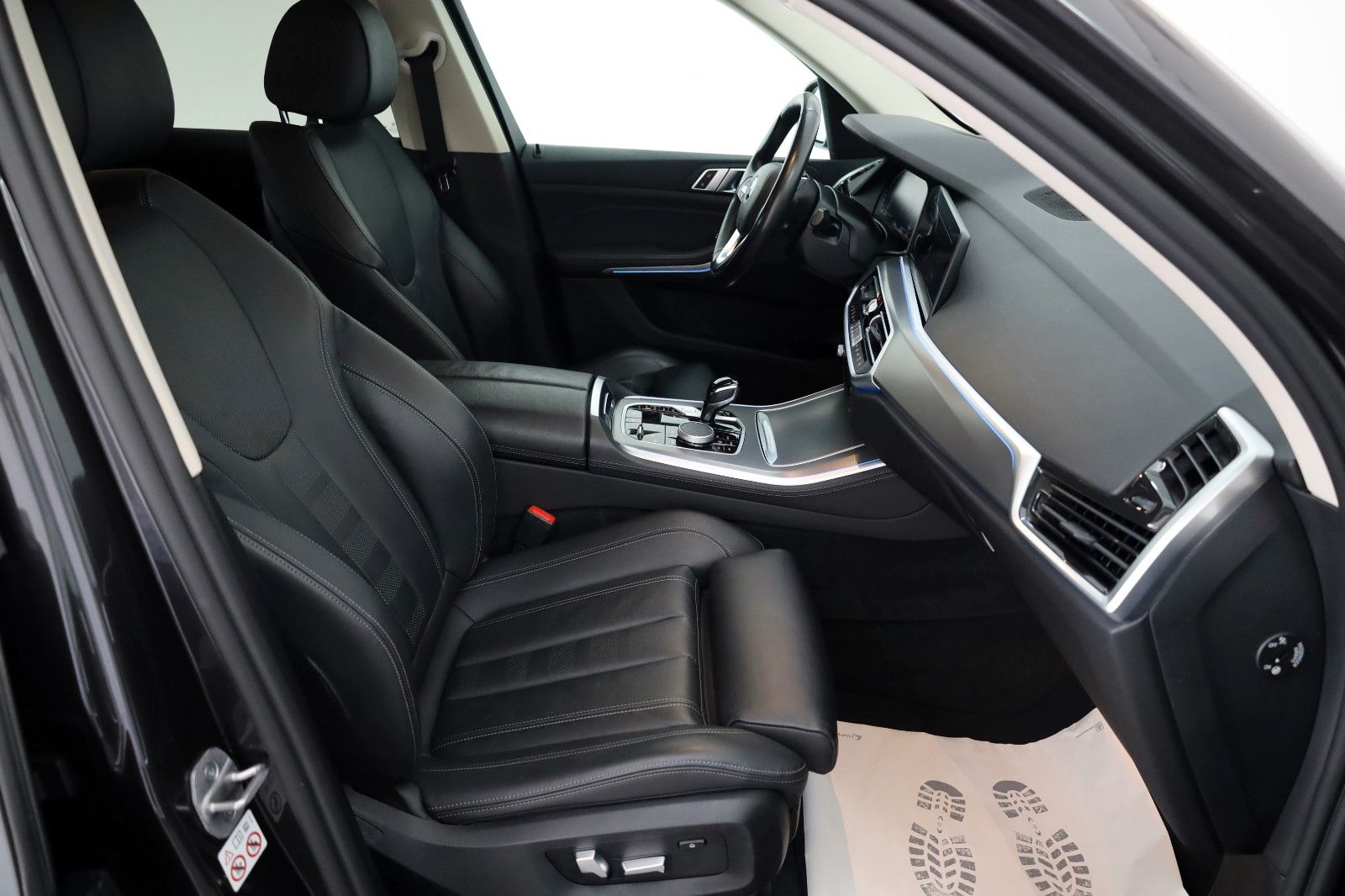 Fahrzeugabbildung BMW X5 xDrive 45 e,Leder,Navi,LED,Kamera,ACC,AHK el.