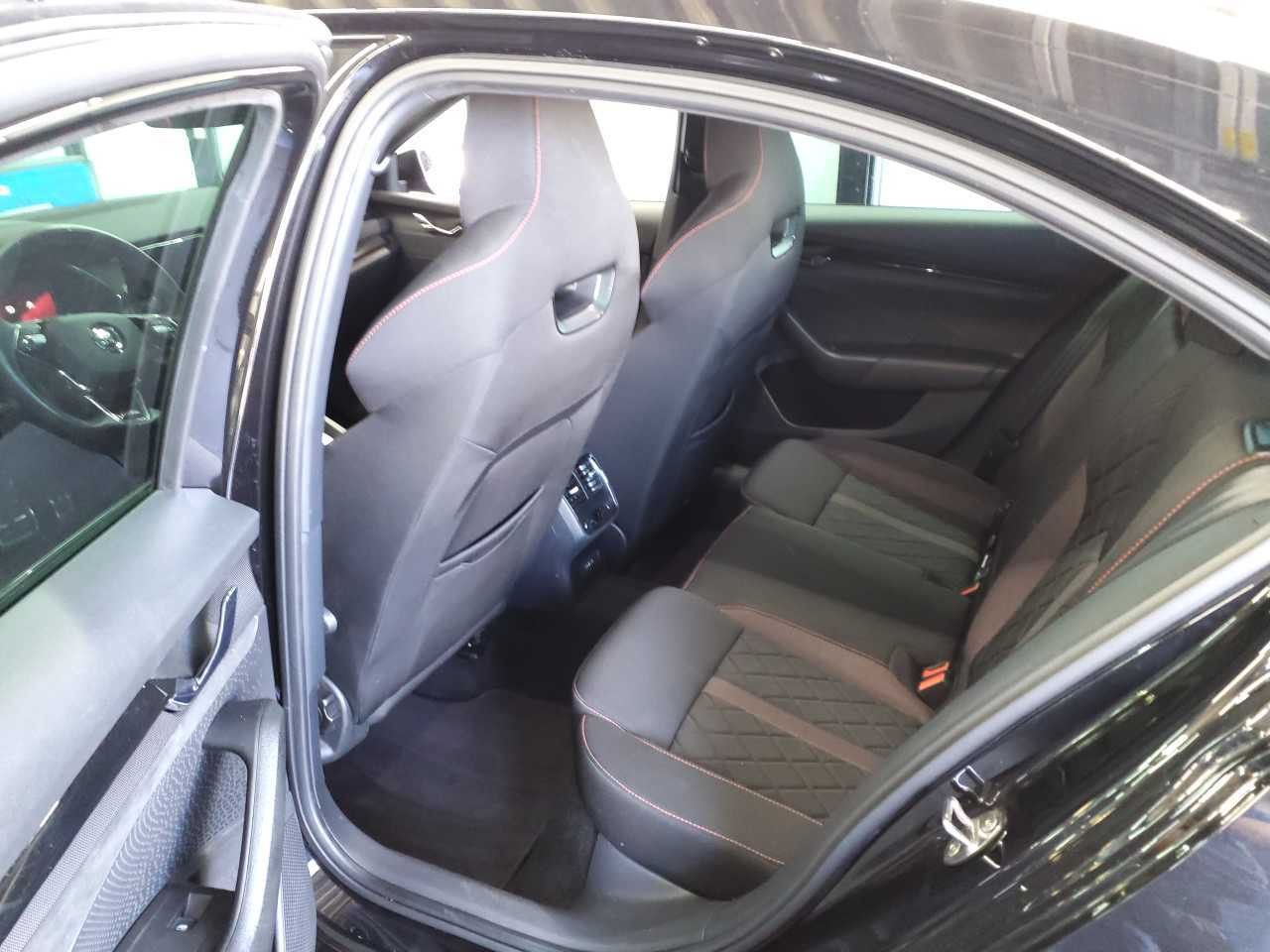 Skoda Octavia  2.0 TSI DSG RS*HUD*ASSIST*NAVI*KAMERA foto 7