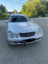 Mercedes-Benz Mercedes E-Klasse 240 - Mercedes-Benz E 240 in Frankfurt (Main)