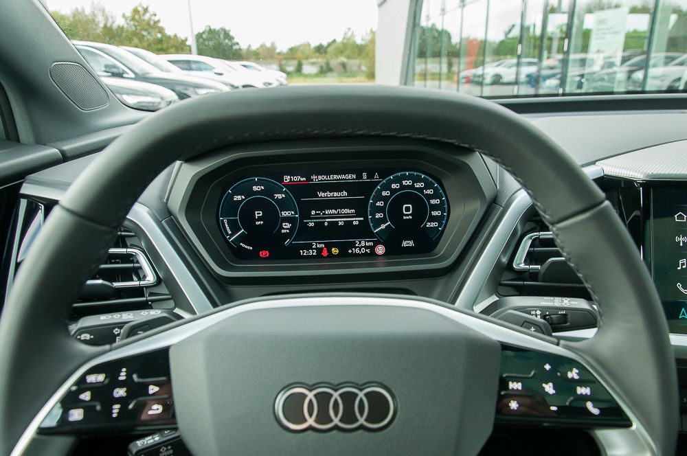 Fahrzeugabbildung Audi Q4 40 e-tron 150 kW