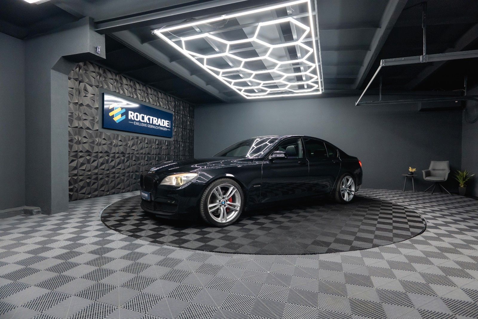 Fahrzeugabbildung BMW 740d M-Sport Black Edition *FULL Options*LESEN!*