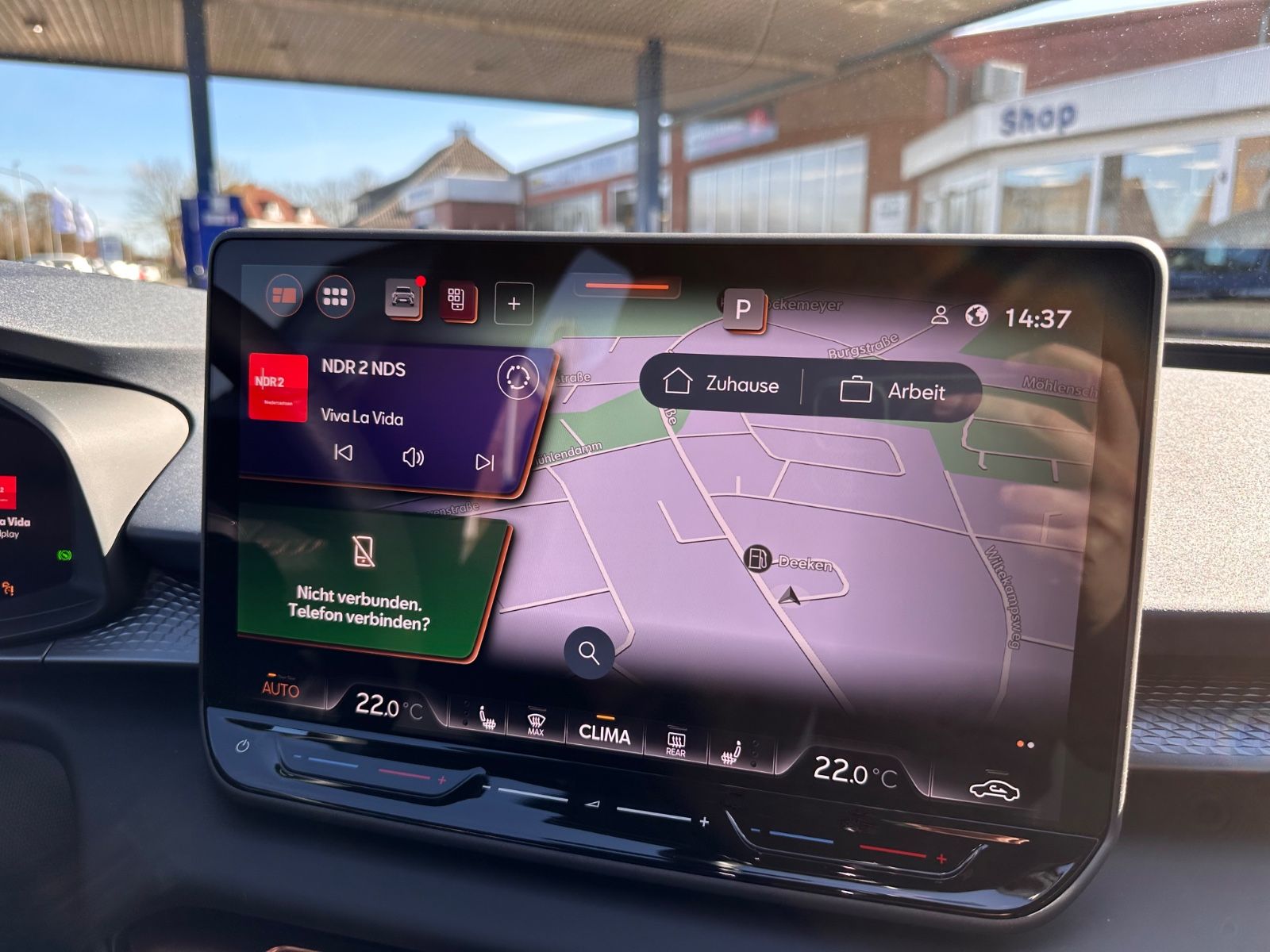 Fahrzeugabbildung CUPRA Terramar 1.5 eTSI DSG AHK/Navi/ACC/LED/SHZG/GJR