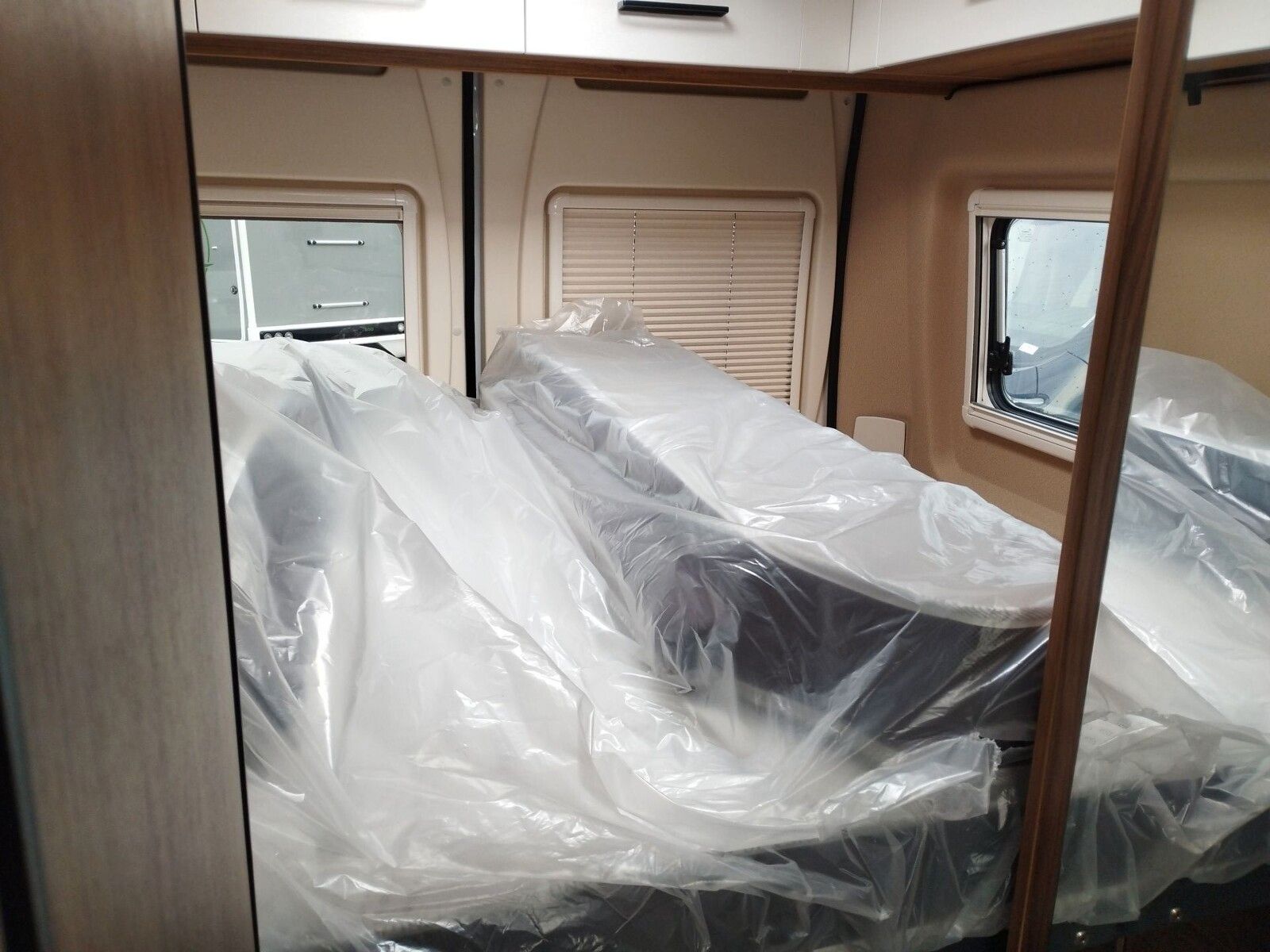 Fahrzeugabbildung Karmann Dexter DE 580 Captain-Chair-Sitze, Klima,