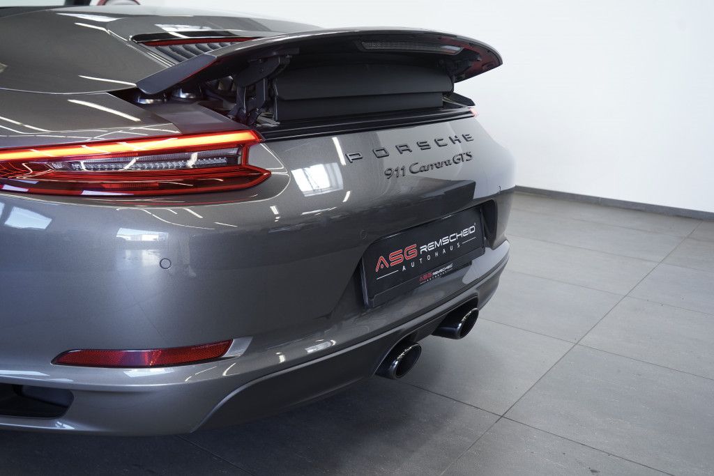 Porsche 991