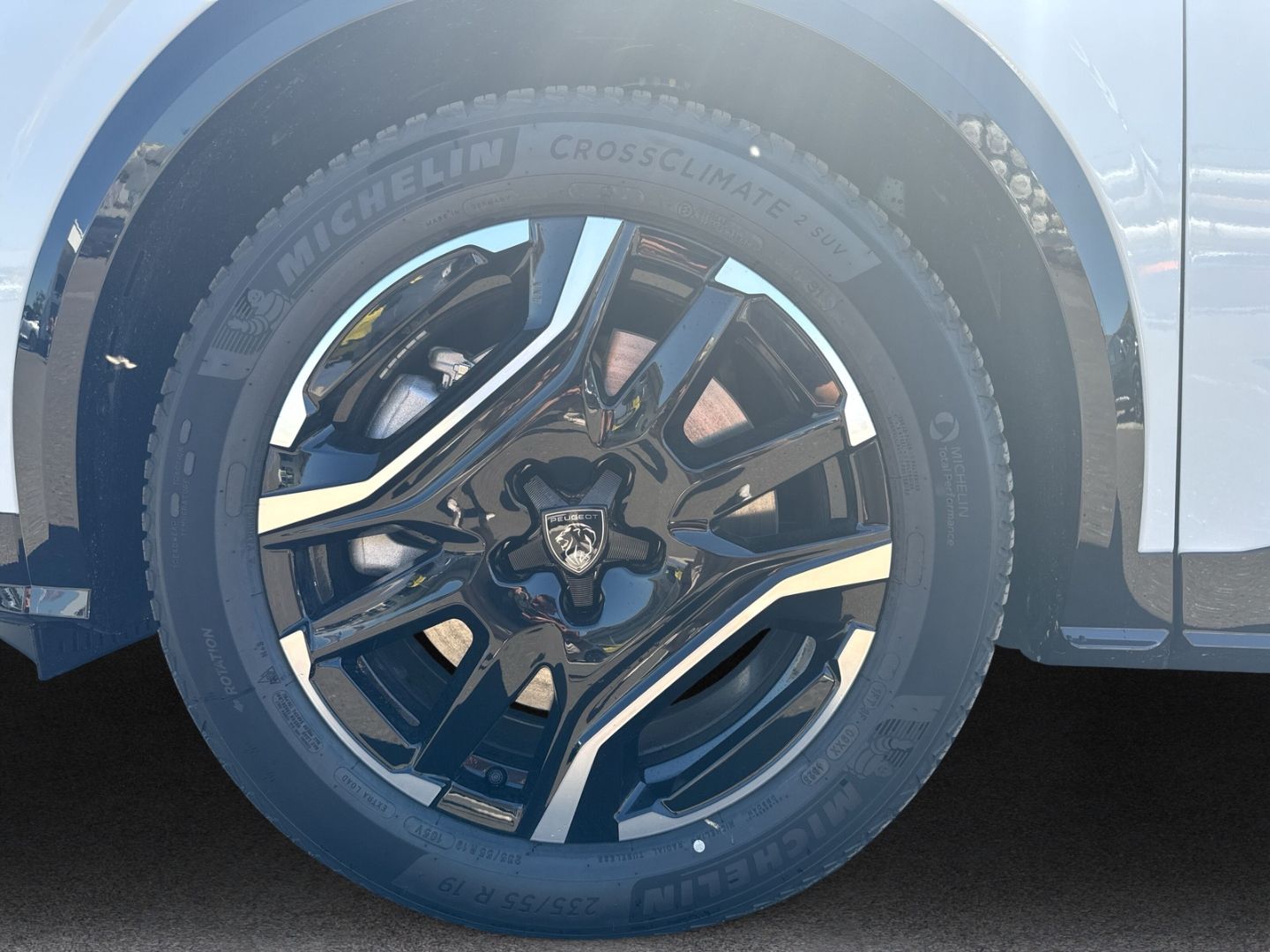 Fahrzeugabbildung Peugeot 3008 Elektromotor 210 GT *Vollleder*360°Kamera*