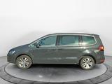 Volkswagen Sharan 2.0TDI Highline 4M DSG Navi AHK Pano Stan - gebrauchte VW Sharan aus dem Jahr 2020