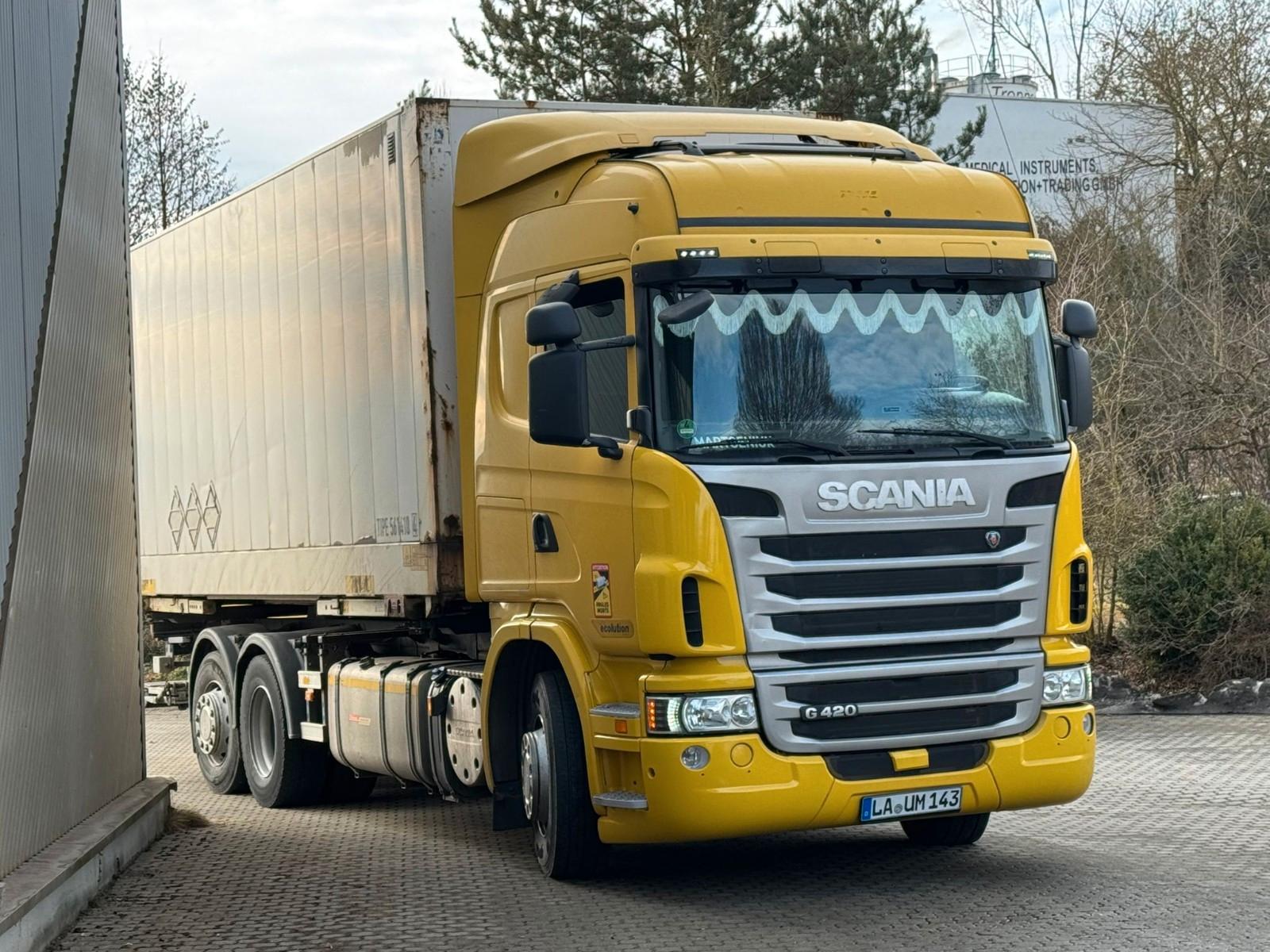 Scania G420 BDF  mit Hebebühne