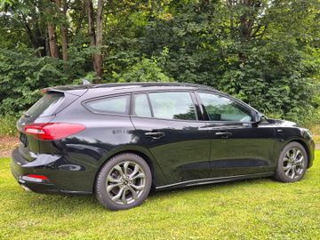 Ford Focus - 12