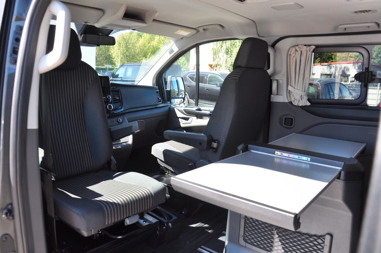 Ford Tourneo Custom L1 EUROLINE Aut BETT-TISCH-STANDH foto 12