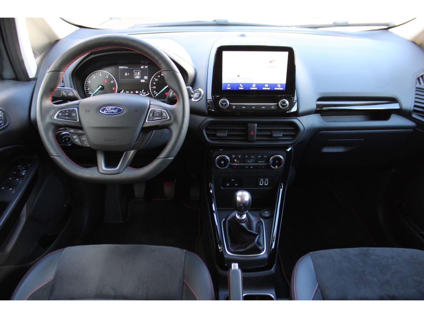 Fahrzeugabbildung Ford EcoSport ST-Line LED Navi B&O RFK GRA TWA Winter