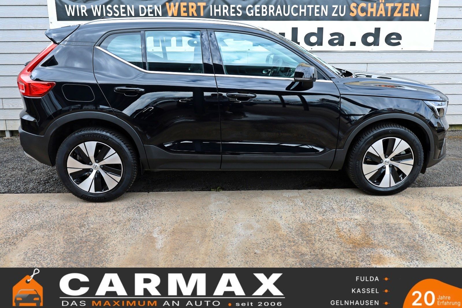 Fahrzeugabbildung Volvo XC40 Core Recharge,Leder,Navi,LED,SH,Kamera,AHK