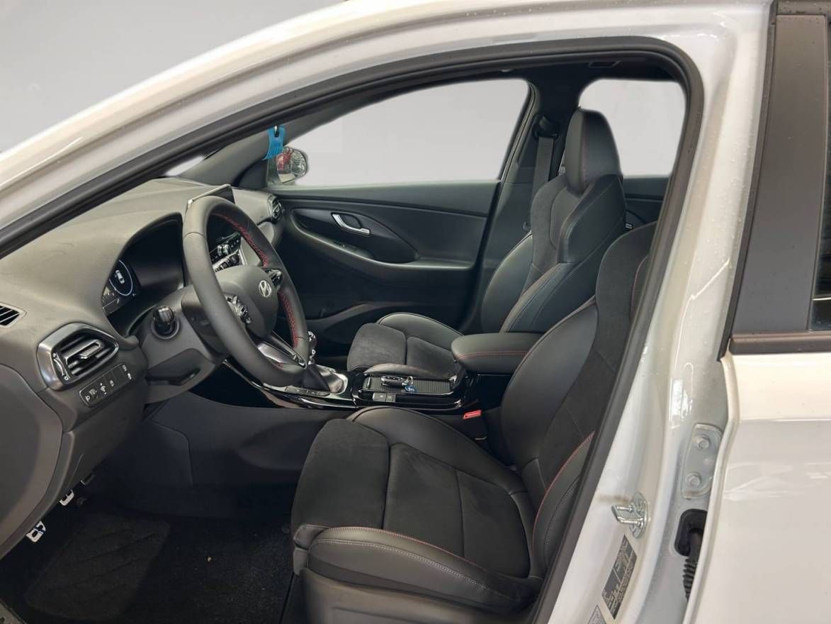 Fahrzeugabbildung Hyundai i30 FL Kombi N Line Sitz-Paket, Panoramadach