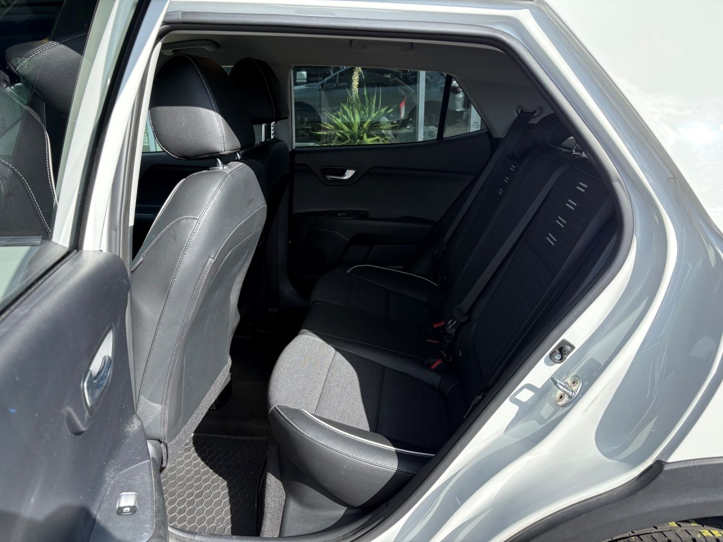 Fahrzeugabbildung Kia Stonic GT Line 1.0 T-GDI Mild-Hybrid EU6d