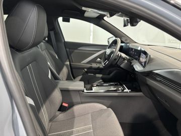 Fotografie 6 des Opel Astra 1.2 Turbo Hybrid 48 V GS