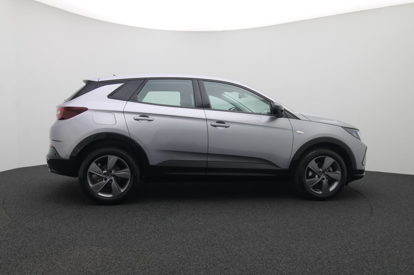 Fahrzeugabbildung Opel Grandland 1.2 GS Line AUT/LED/Navi/ACC/RK