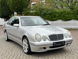 Mercedes-Benz E220-CDI-CLASSIC-Limousine-Klima-189TKM - Mercedes-Benz E 220 aus 2002