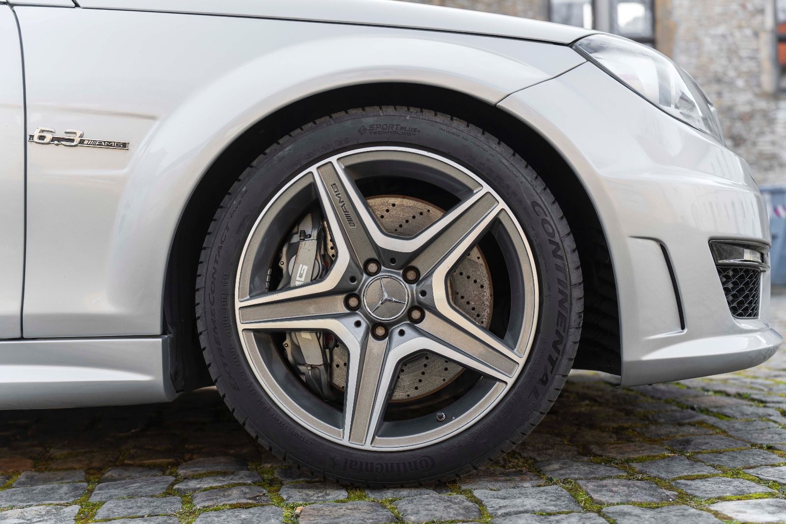 Fahrzeugabbildung Mercedes-Benz C 63 AMG Coupé Bixenon Kam Nav Pano Harman