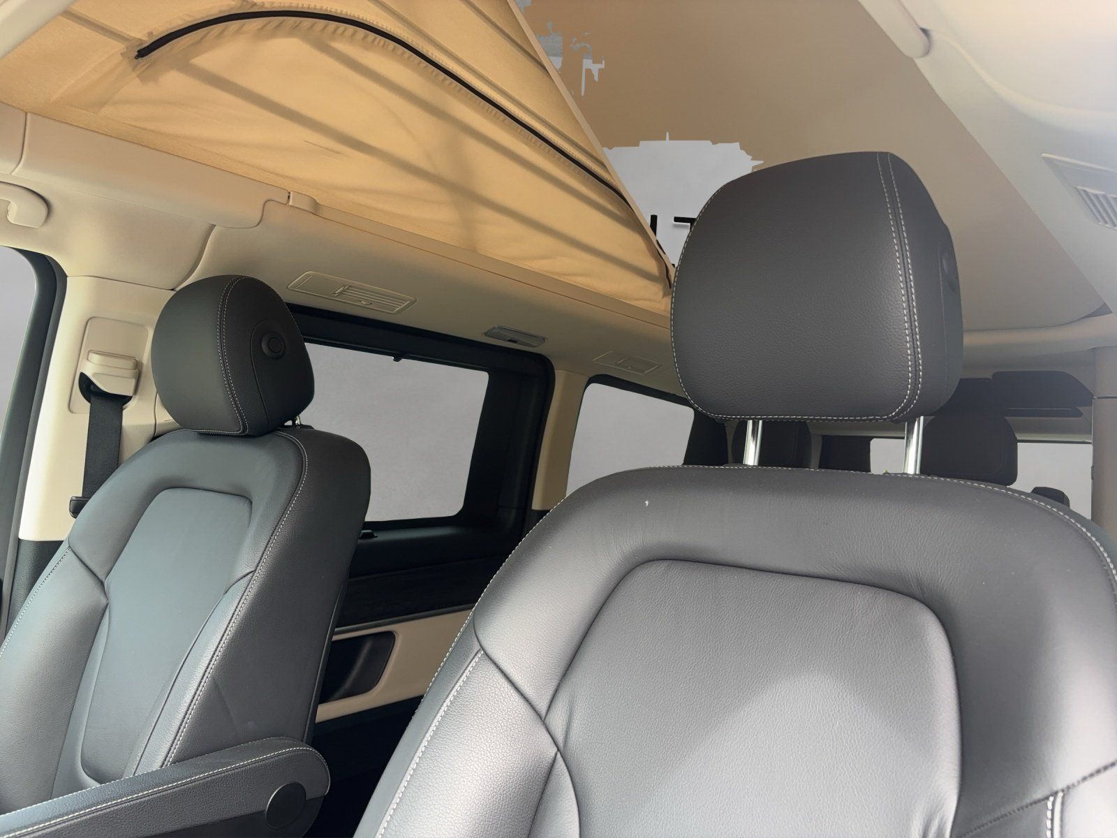 Fahrzeugabbildung Mercedes-Benz Marco Polo 300d AMG AIRMATIC DISTR WW-Standh AHK