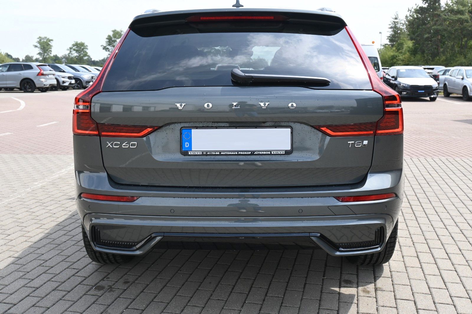Fahrzeugabbildung Volvo XC60 T8 Plug-in AWD Ultra Dark*LUFT*360°*ACC