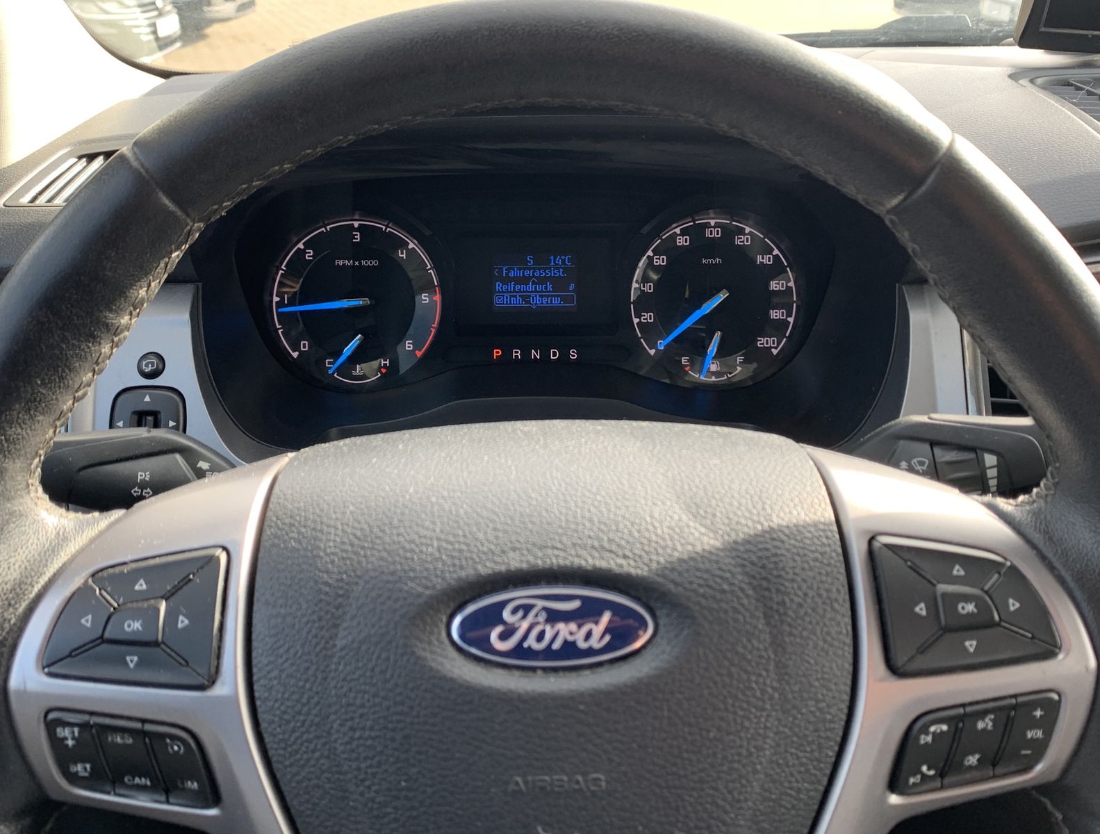 Fahrzeugabbildung Ford Ranger 2.2 TDCi*XLT*Doppelkabine*4x4*AHK*Navi*