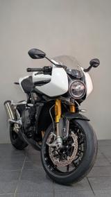 Triumph Speed Triple RR Top Zustand - TRIUMPH SPORTLER
