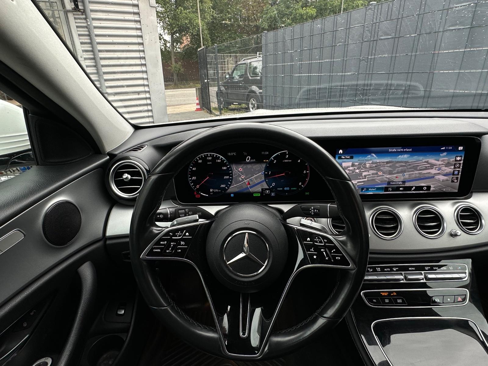 Mercedes-Benz E 220 d T Automatic/Totwinkel-Assistent/Navi