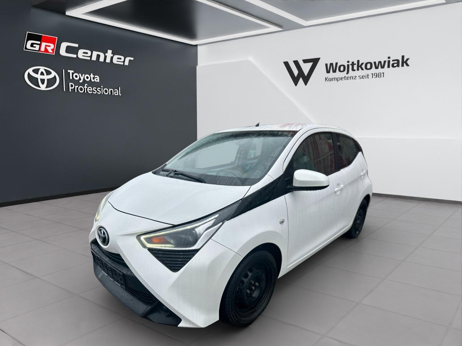 Toyota Aygo AYGO x-play *CARPLAY*DAB+*