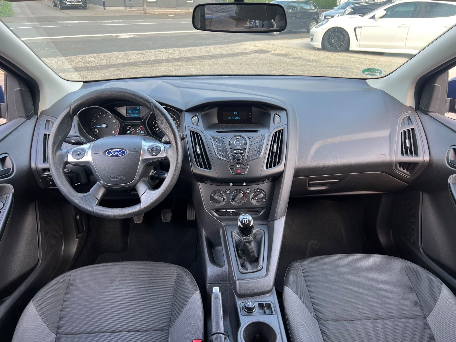 Fahrzeugabbildung Ford Focus Turnier 1.6 Ambiente