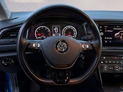 Fahrzeugabbildung Volkswagen T-ROC 1.0 TSI  DAB PDC SH CLIMATRONIC START/STOP