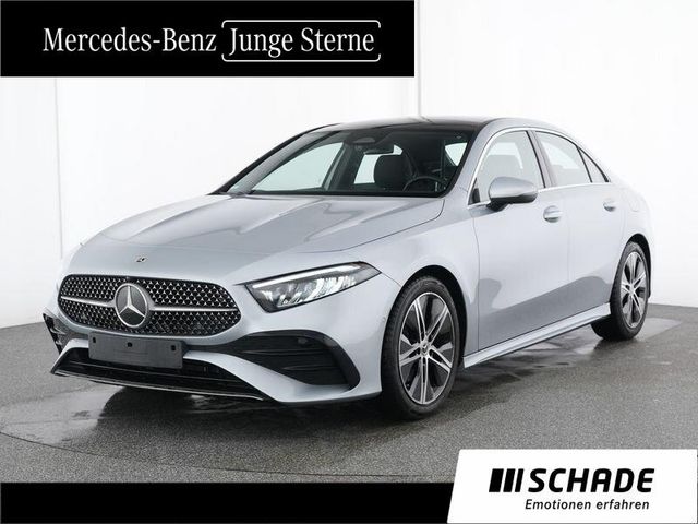 MERCEDES-BENZ A 200 AMG Line Advanced+Paket*Panorama*KameraLED