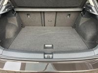 VW T-Roc 1.5 TSI DSG Style ACC PANO AHK PDC KAM 17