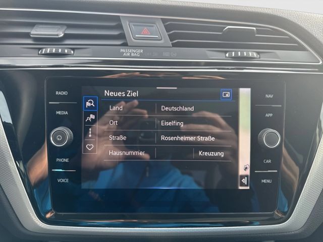 Touran MOVE 2.0 TDI DSG PANO NAVI APP-CON ACC DA