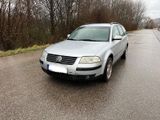 Volkswagen VW Passat 1.9 TDI - Volkswagen Passat aus 2002: Kombi, 1.9