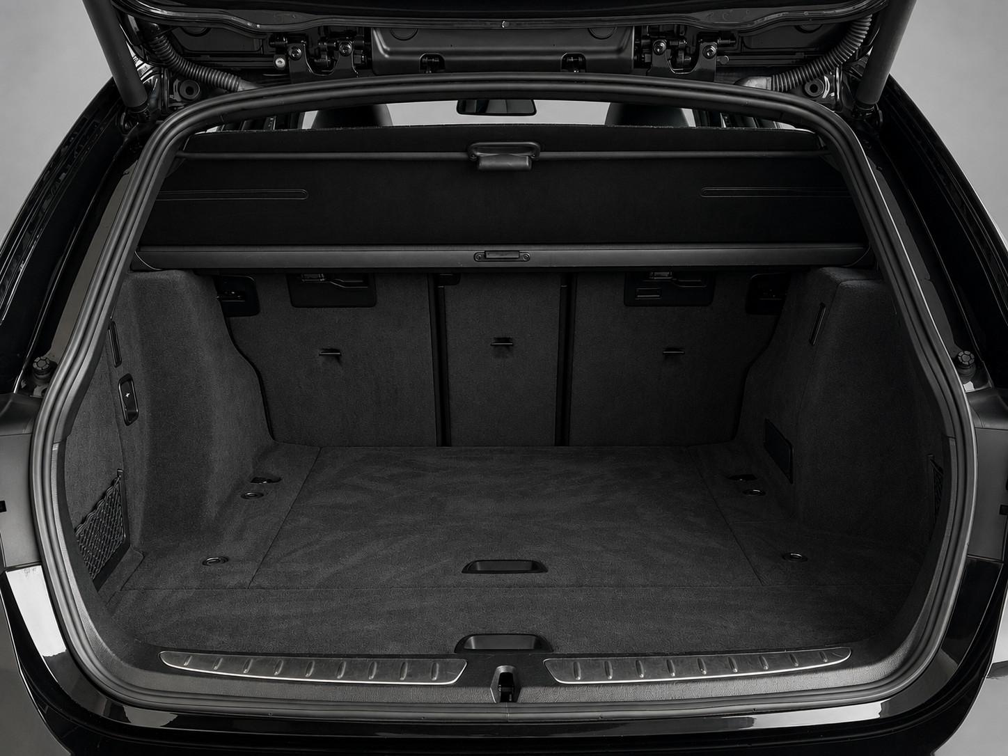 BMW 318 d*TOURING*F31*///M-PAKET*PANORAMA*LED*