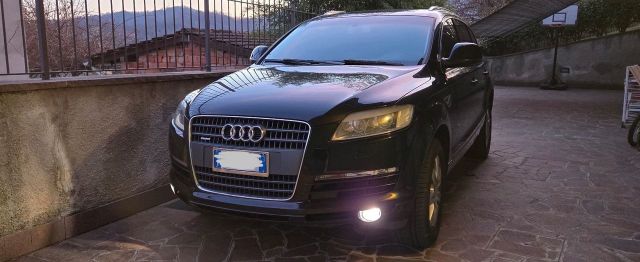 Audi Q7 3.0 V6 TDI 233CV quattro tiptronic