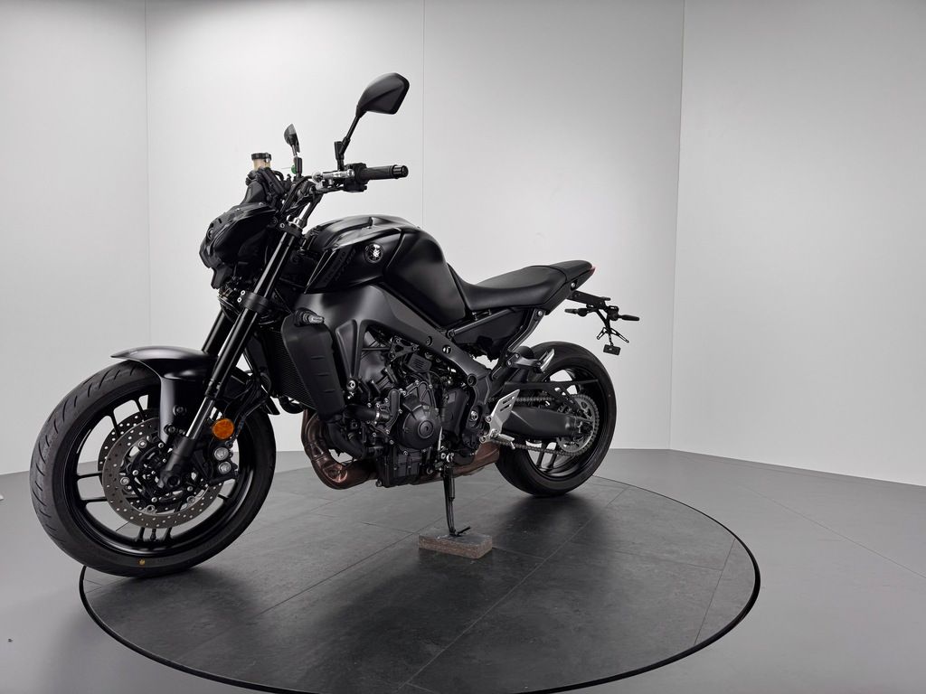 Fahrzeugabbildung Yamaha MT-09 *TOP-ZUSTAND *WENIG KM