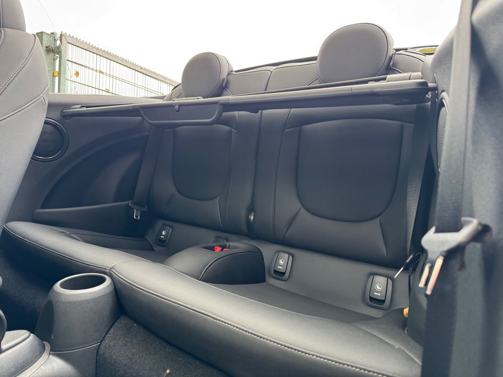 Fahrzeugabbildung MINI COOPER Cabrio Cooper*SHZ*PDC*CAM*LED