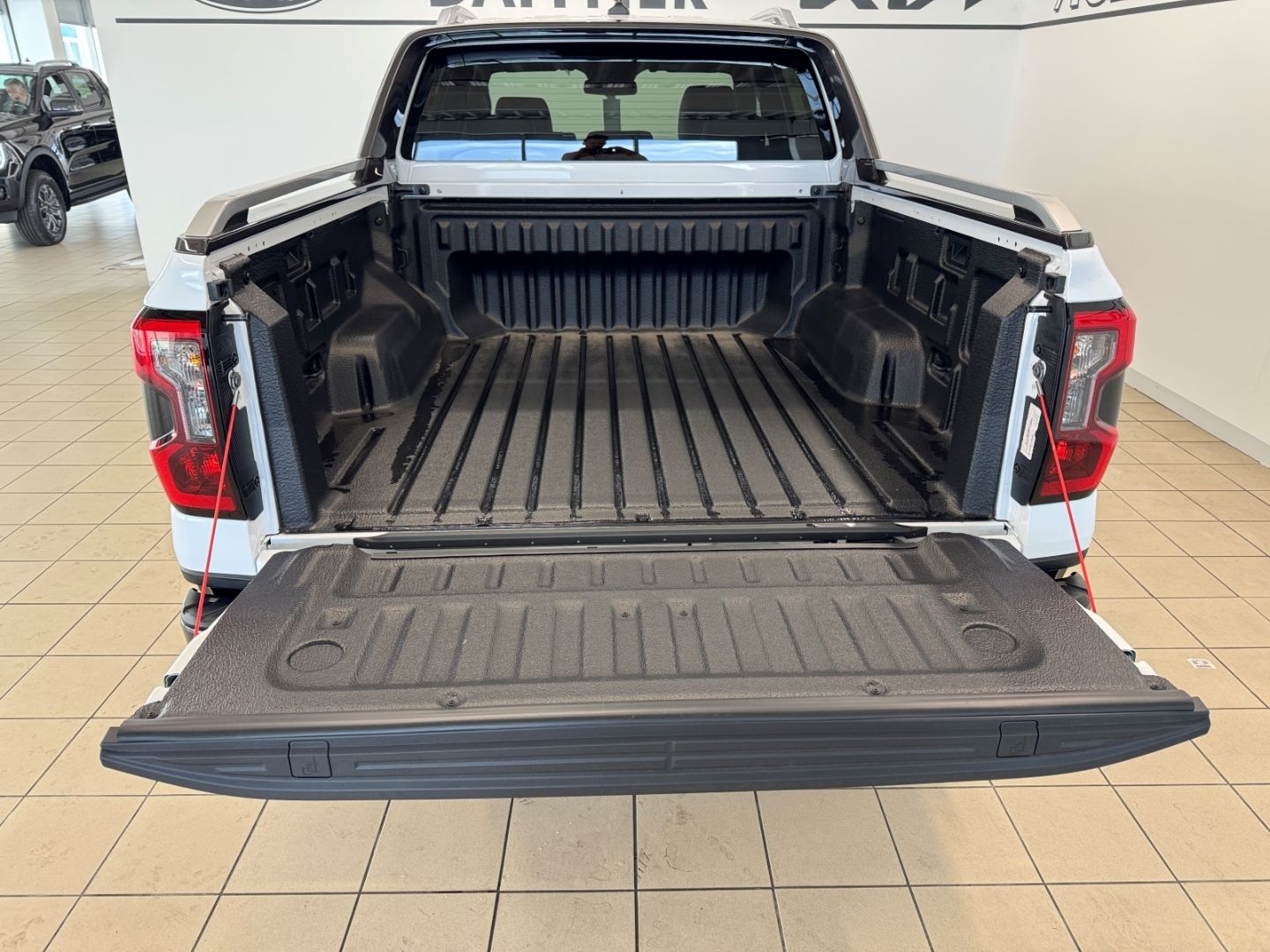 Fahrzeugabbildung Ford Ranger Wildtrak e-4WD Doppelkabine 2.0 Ecoblue A