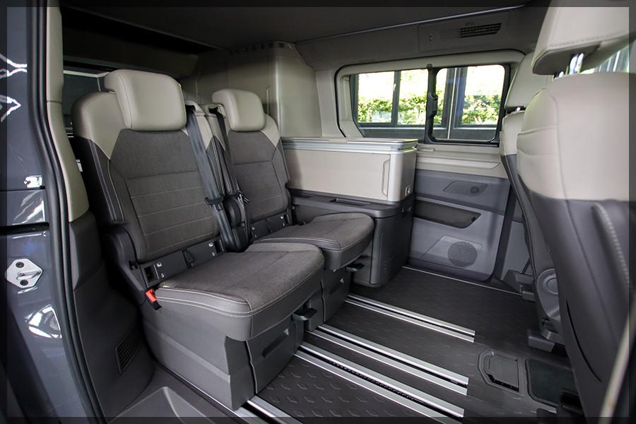 Volkswagen T7 California Coast Hybrid / ANDROID / PDC