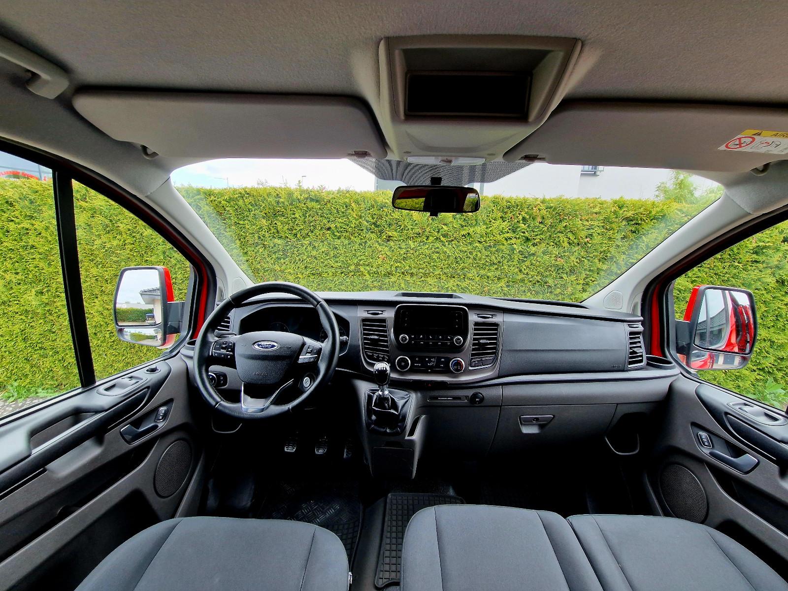 Ford Transit Custom Kombi 320 L1 (9-Sitzer, 2x Klima)
