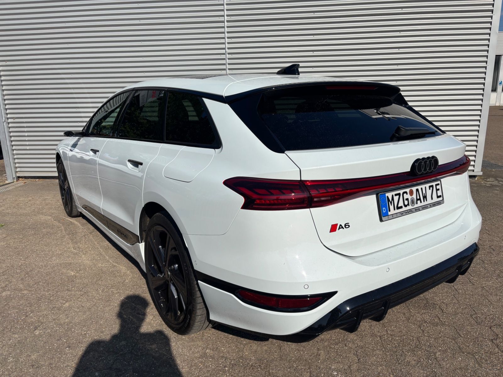Fahrzeugabbildung Audi A6 e-tron Avant performance 270 kW