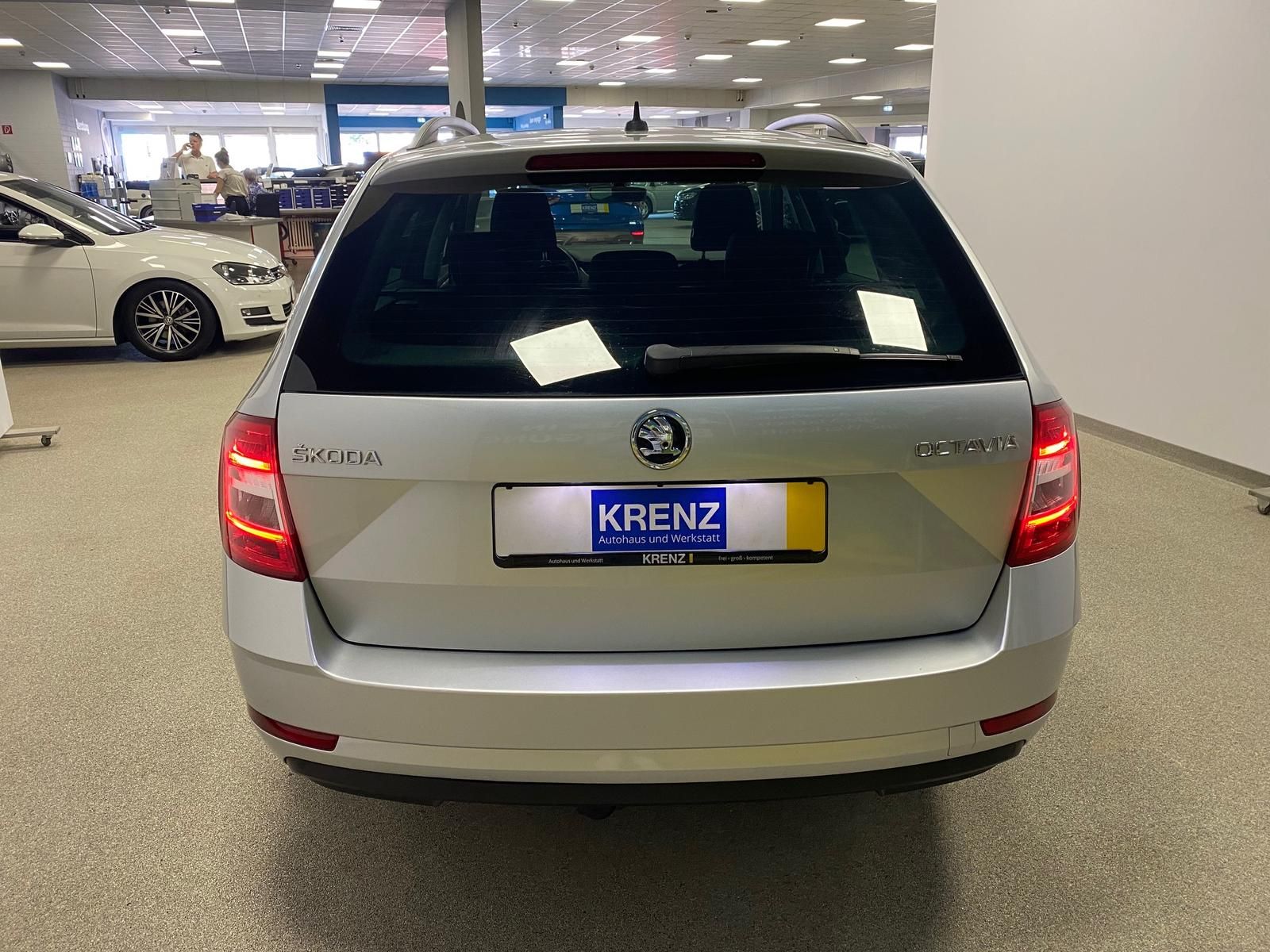 Fahrzeugabbildung SKODA Octavia 1.0 TSI Clever APP+KLIMA+PDC+SITZHEIZ+An