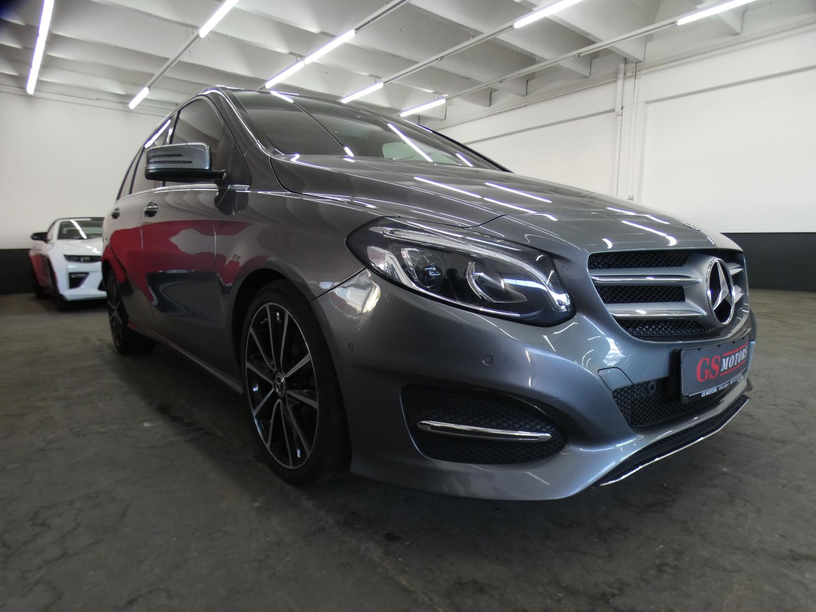 Mercedes-Benz B 180