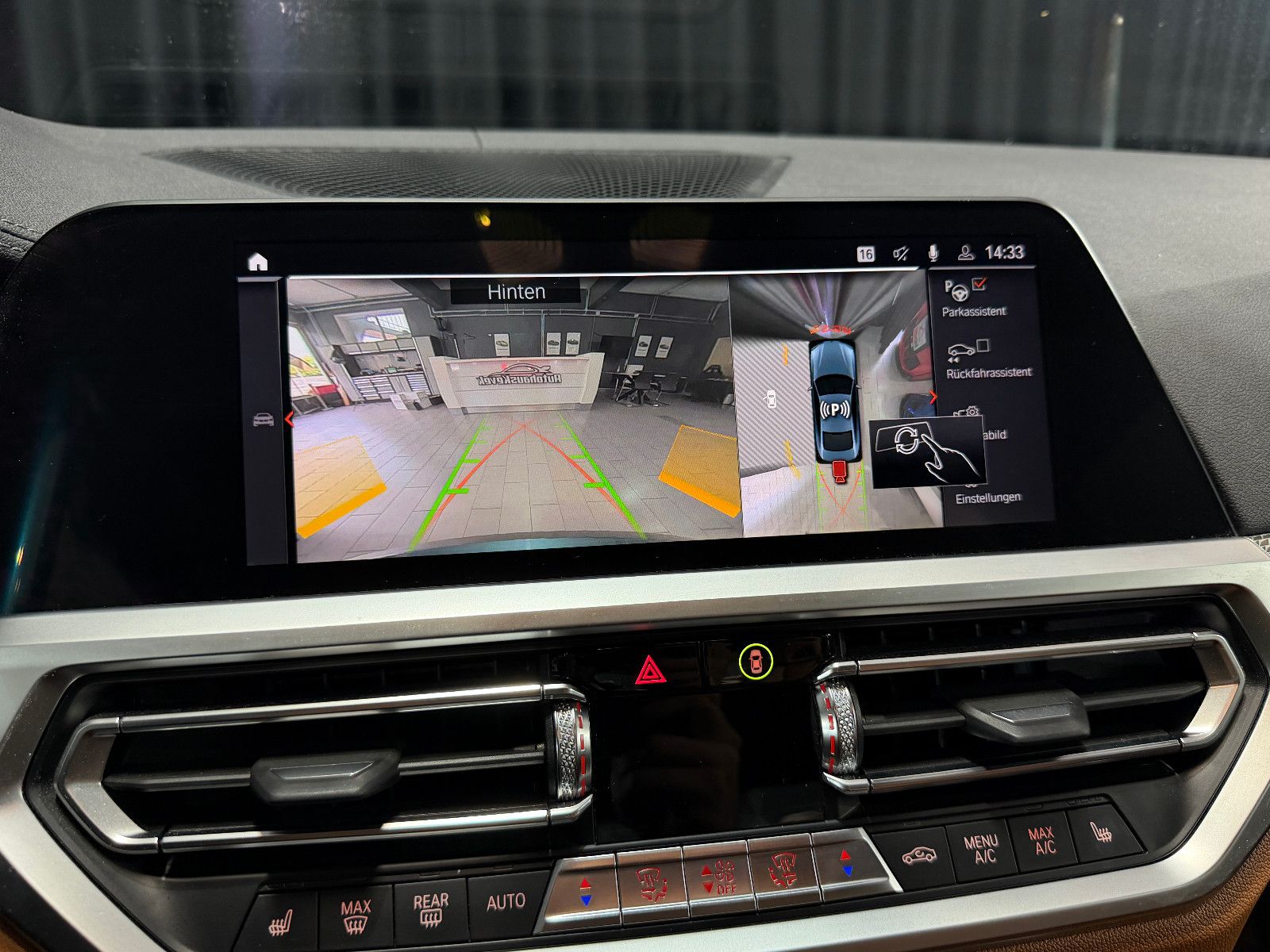 Fahrzeugabbildung BMW M440i xDrive Coupe|LASER|H&K|360°|M-Sitze|Gestik