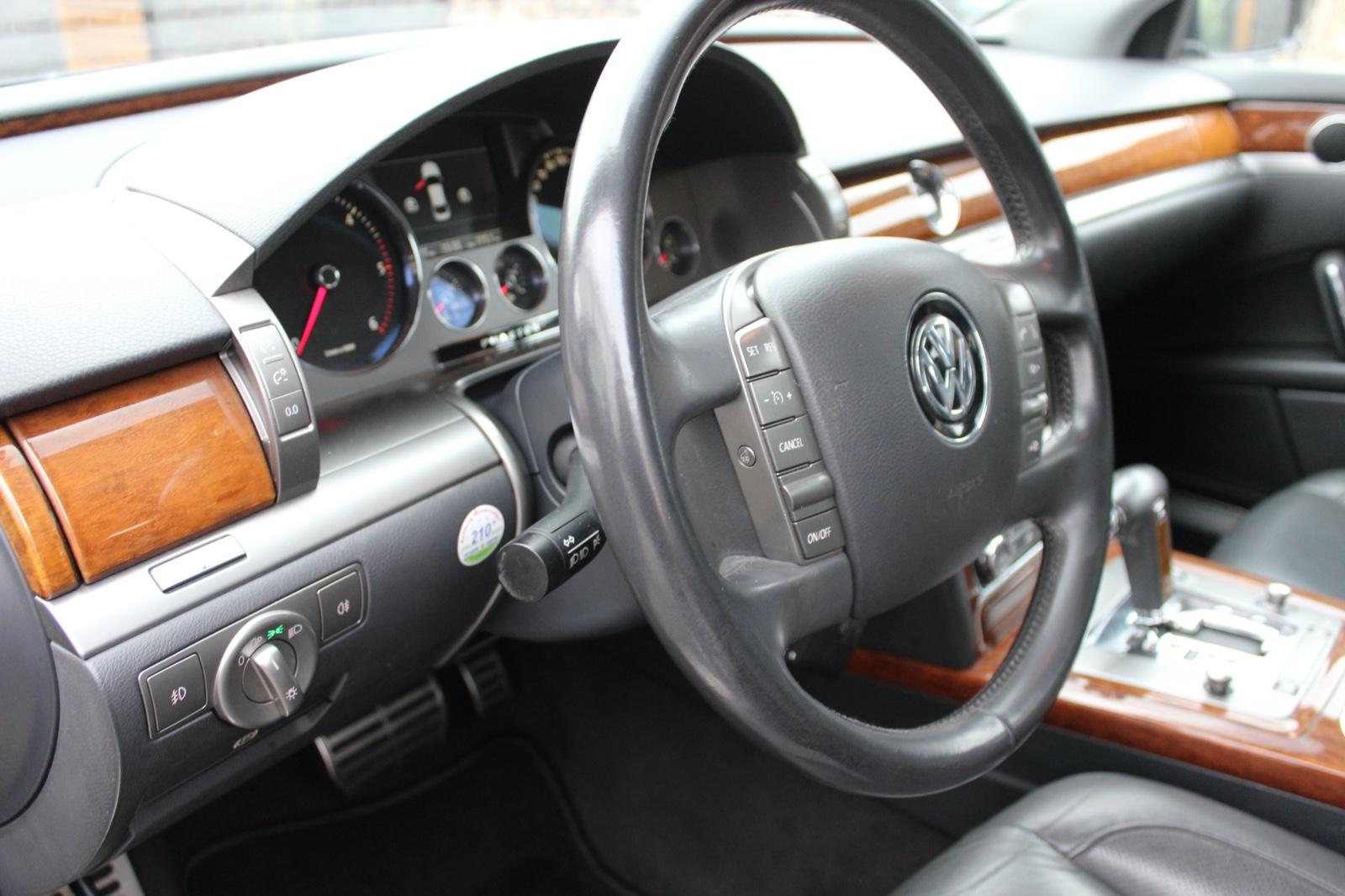 Volkswagen Phaeton V6 TDI 5-Sitzer 4Motion lang,Navi,Leder