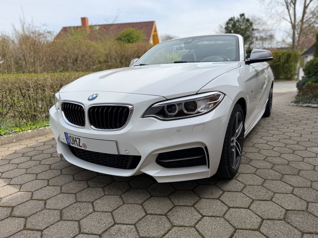 Image of BMW M235