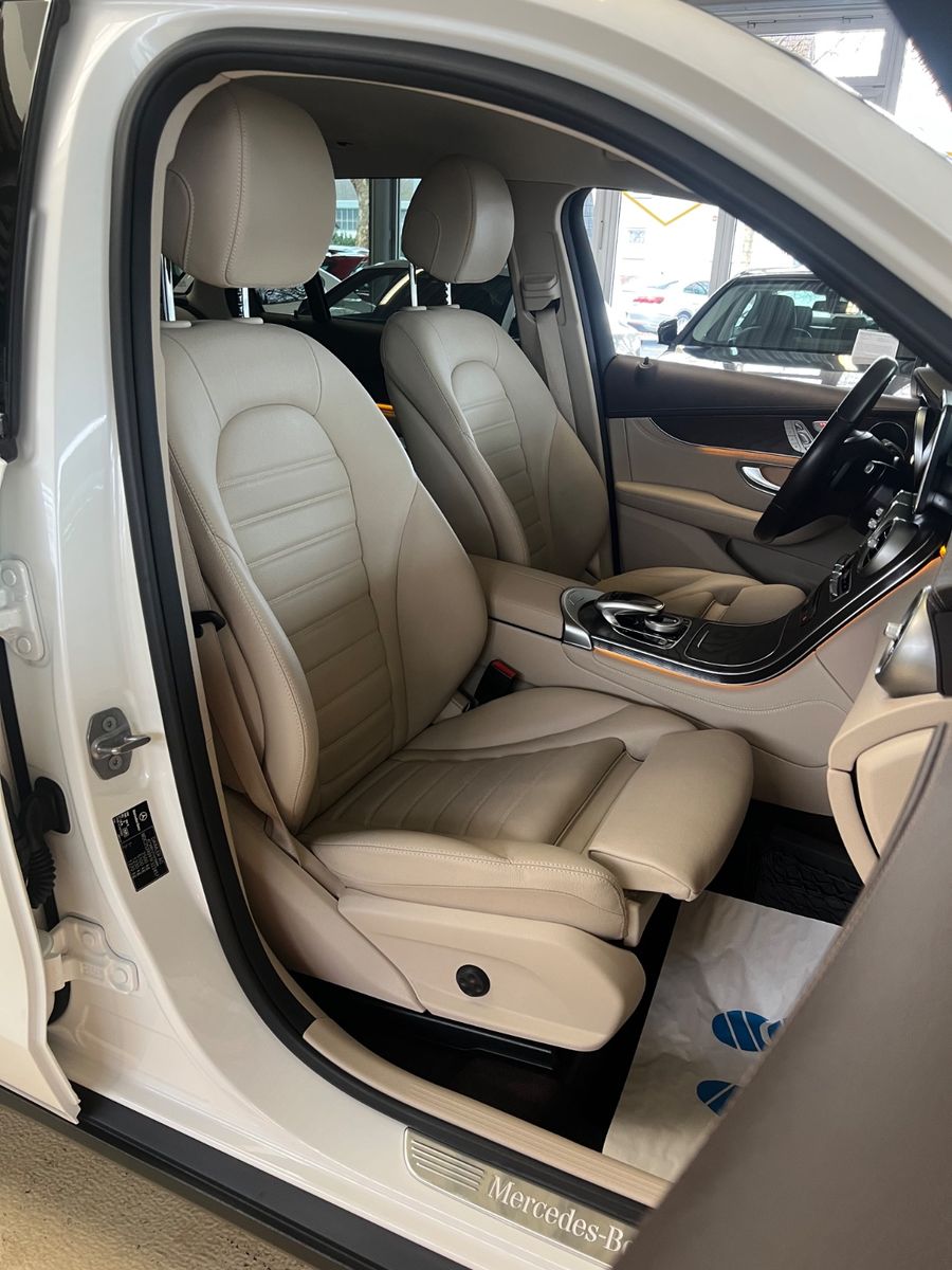 Fahrzeugabbildung Mercedes-Benz GLC 250 d 4Matic* 1. Hand * Exclusive *